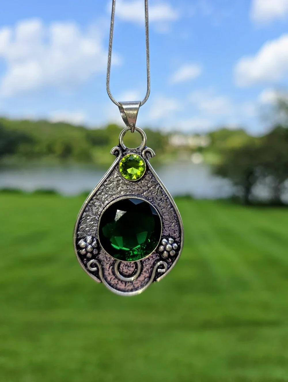 Chrome Diopside & Periodot Pendant Necklace In 925 Sterling Silver (2.5